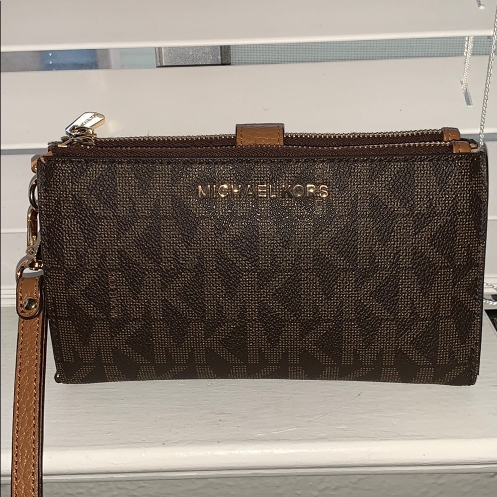 Michael Kors wallet